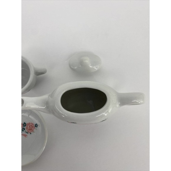 Vintage Child’s China Tea Set Battat Floral 5 PCs Great for 18 Inch Dolls - Picture 7 of 10